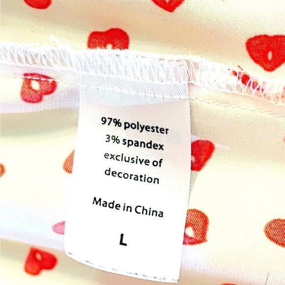 Serenedelicacy Satin Pajama Top & Shorts Set Sz L Valentine’s Day Red Hearts - Picture 5 of 9